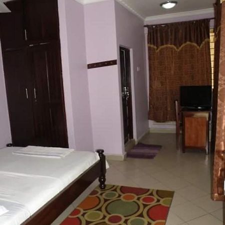 Kibodya Hotel Nkrumah Dar es Salaam Bagian luar foto